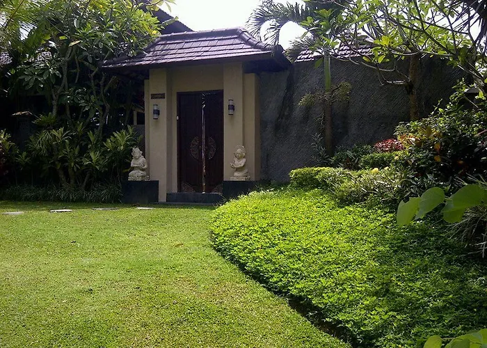 The Kampung Villa